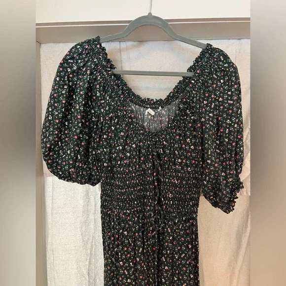 Doen Victorie Dress in Moreau Garden Print - Picture 6 of 9